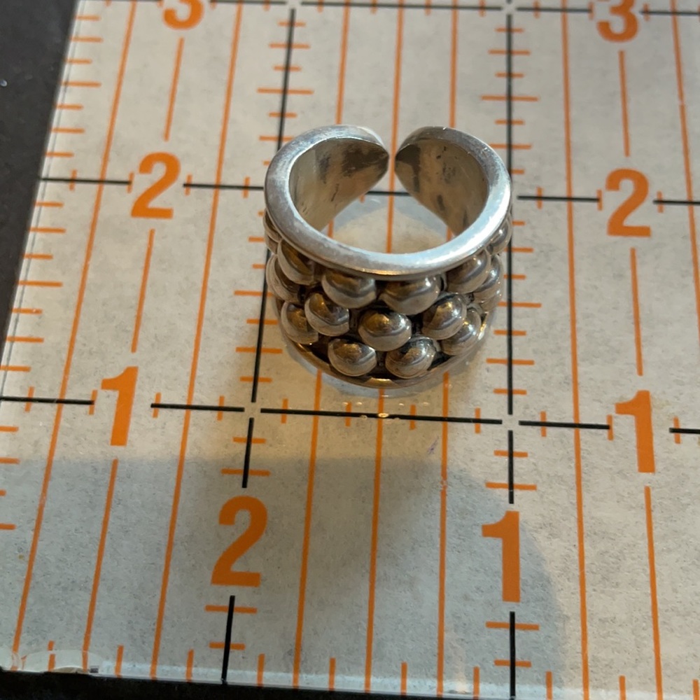 Signed, Stamped and super Awesome Silver cocktail ring. - Picture 6 of 6